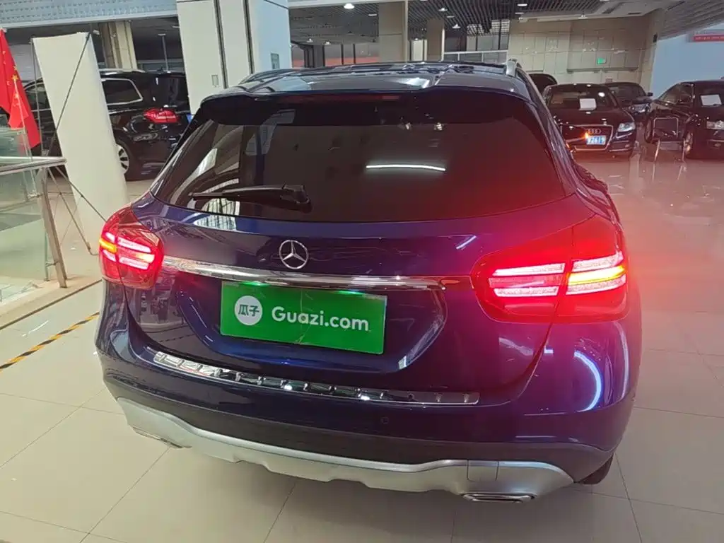 Mercedes-Benz GLA — фото 6