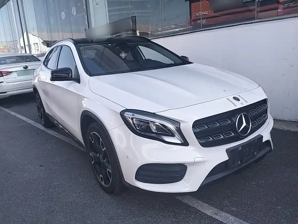 Mercedes-Benz GLA — фото 4