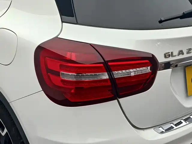 Mercedes-Benz GLA — фото 14