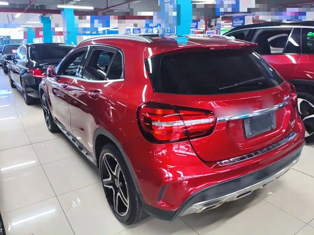 Mercedes-Benz GLA — фото 5