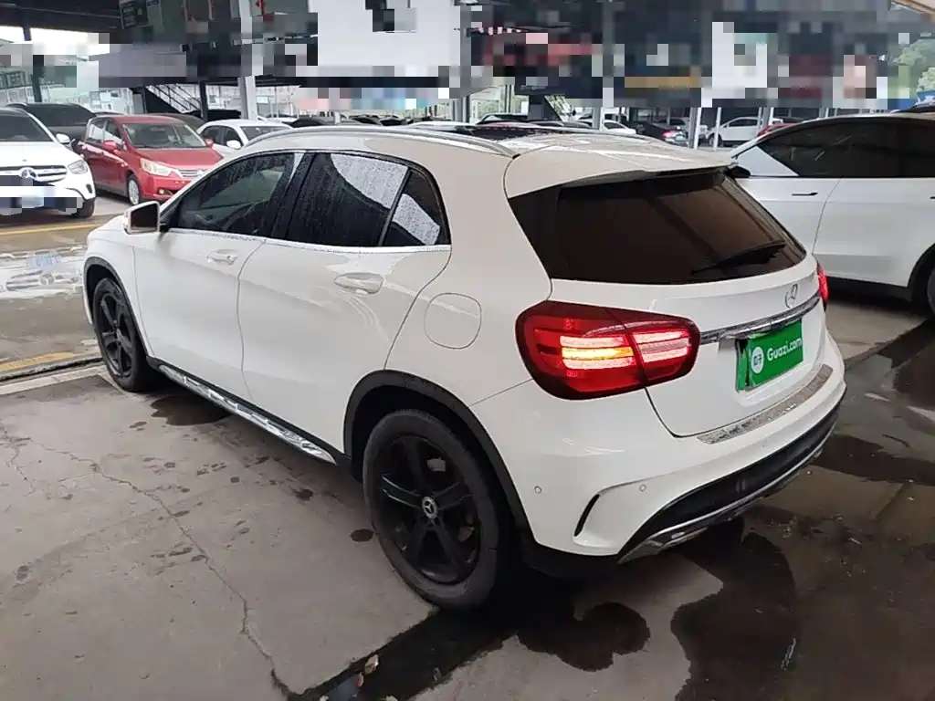 Mercedes-Benz GLA — фото 5