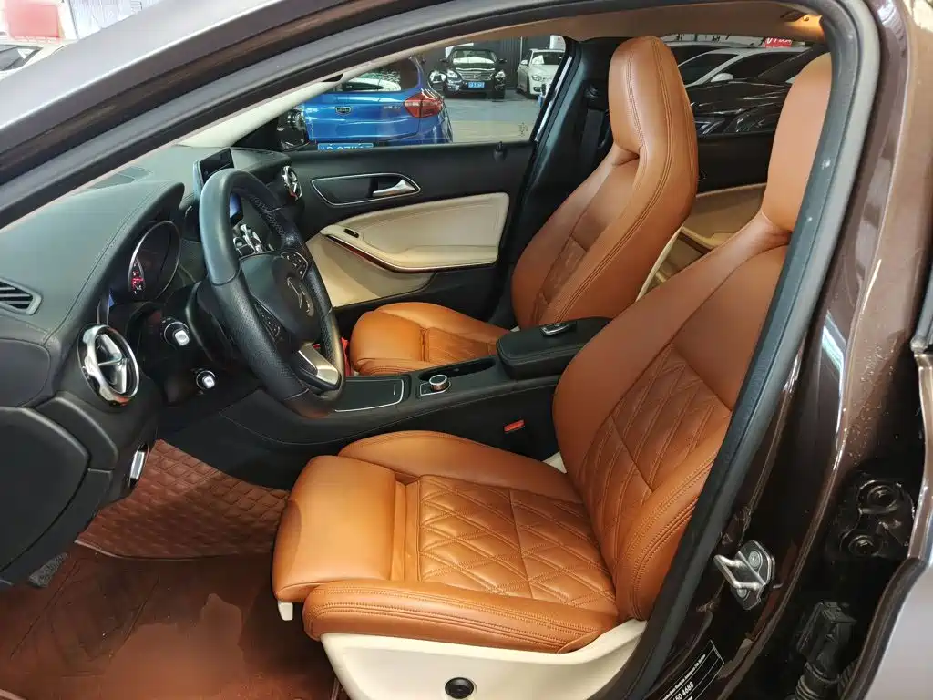 Mercedes-Benz GLA — фото 15