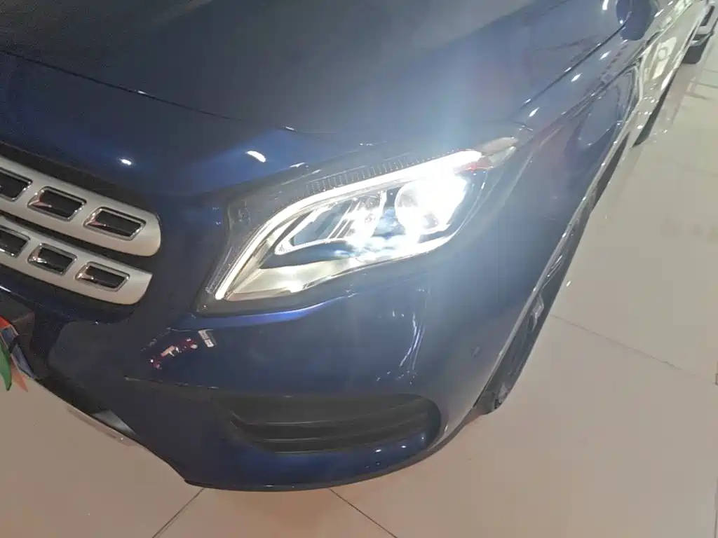 Mercedes-Benz GLA — фото 24
