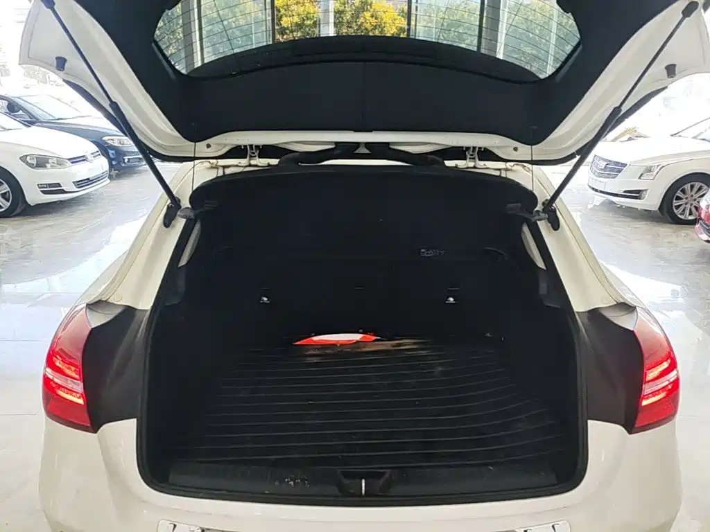 Mercedes-Benz GLA — фото 19