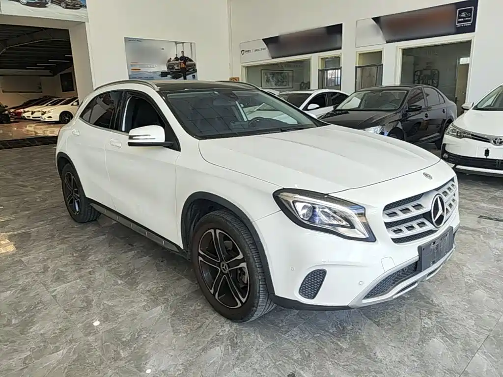 Mercedes-Benz GLA — фото 4