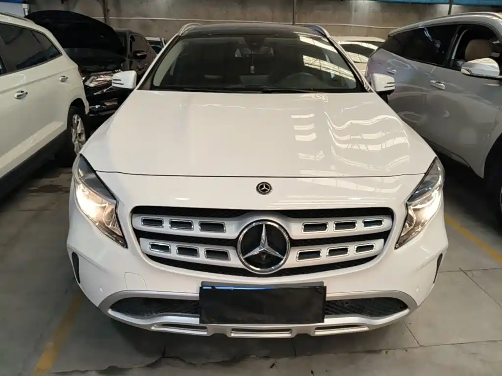Mercedes-Benz GLA — фото 3
