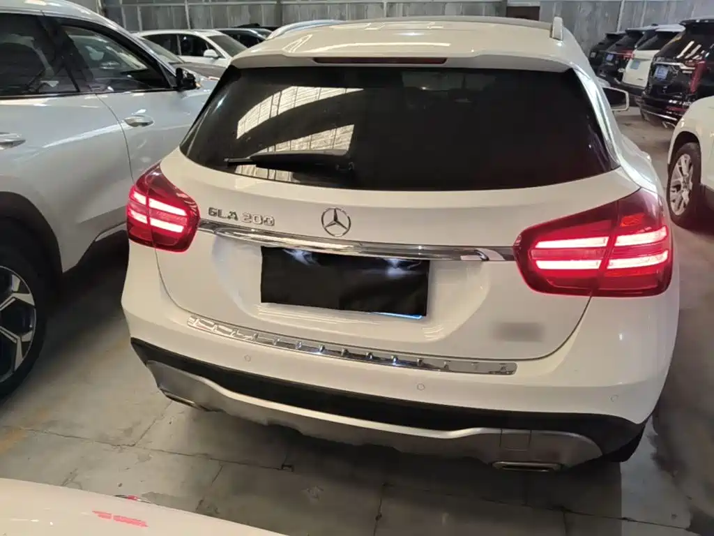 Mercedes-Benz GLA — фото 6