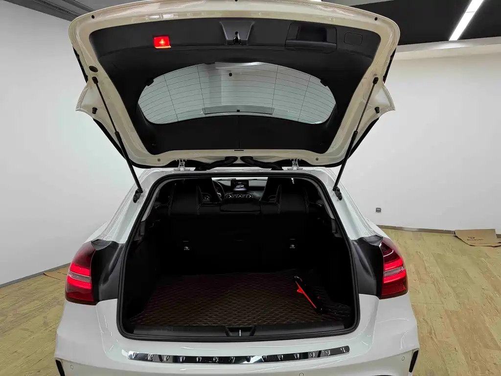 Mercedes-Benz GLA — фото 30