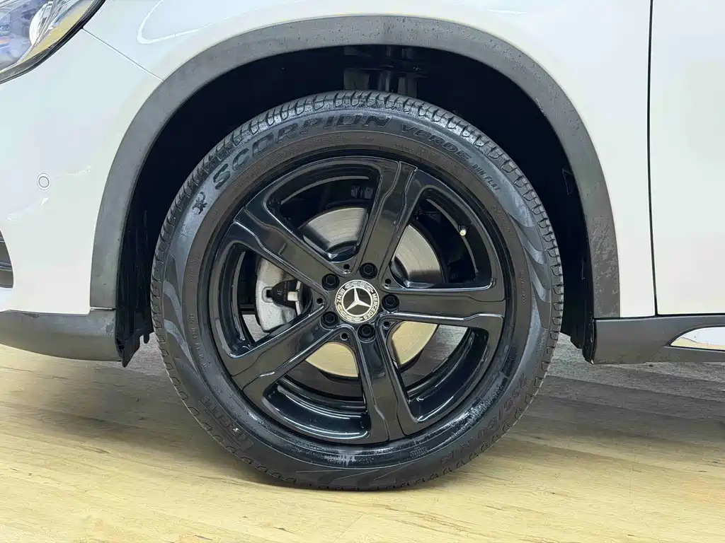 Mercedes-Benz GLA — фото 5