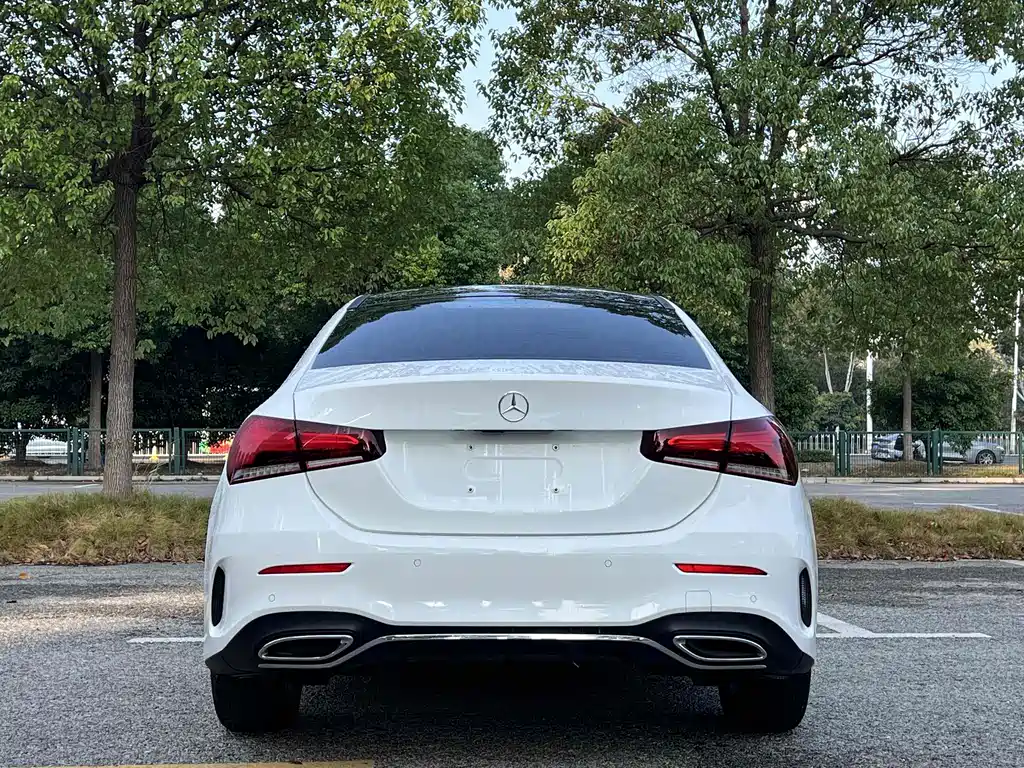 Mercedes-Benz A-Class — фото 8