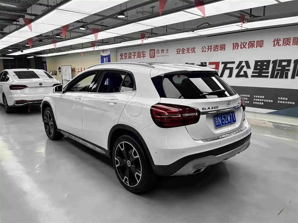 Mercedes-Benz GLA — фото 11
