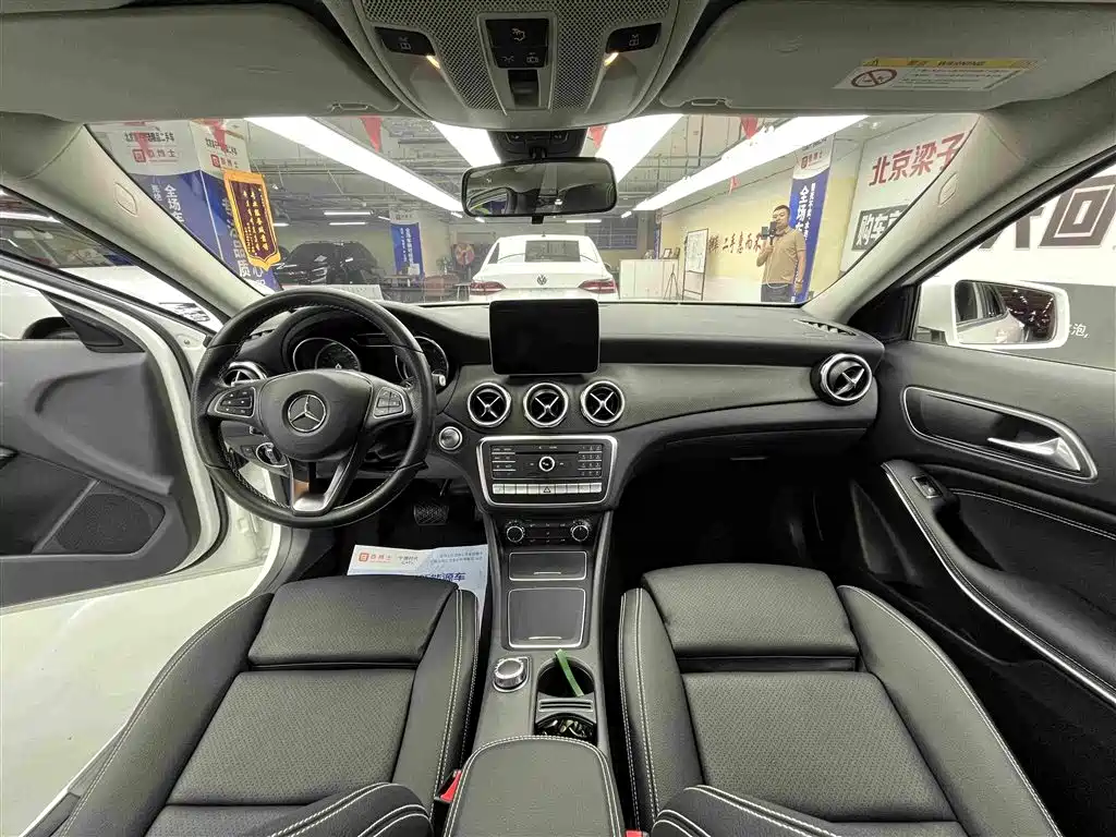 Mercedes-Benz GLA — фото 4