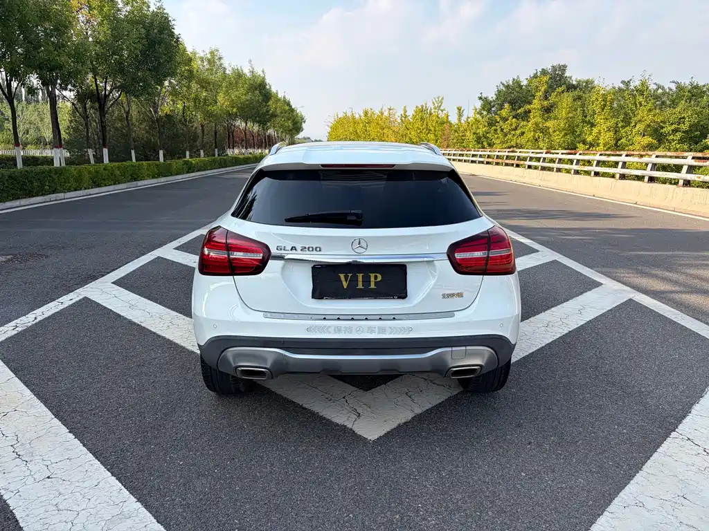Mercedes-Benz GLA — фото 8
