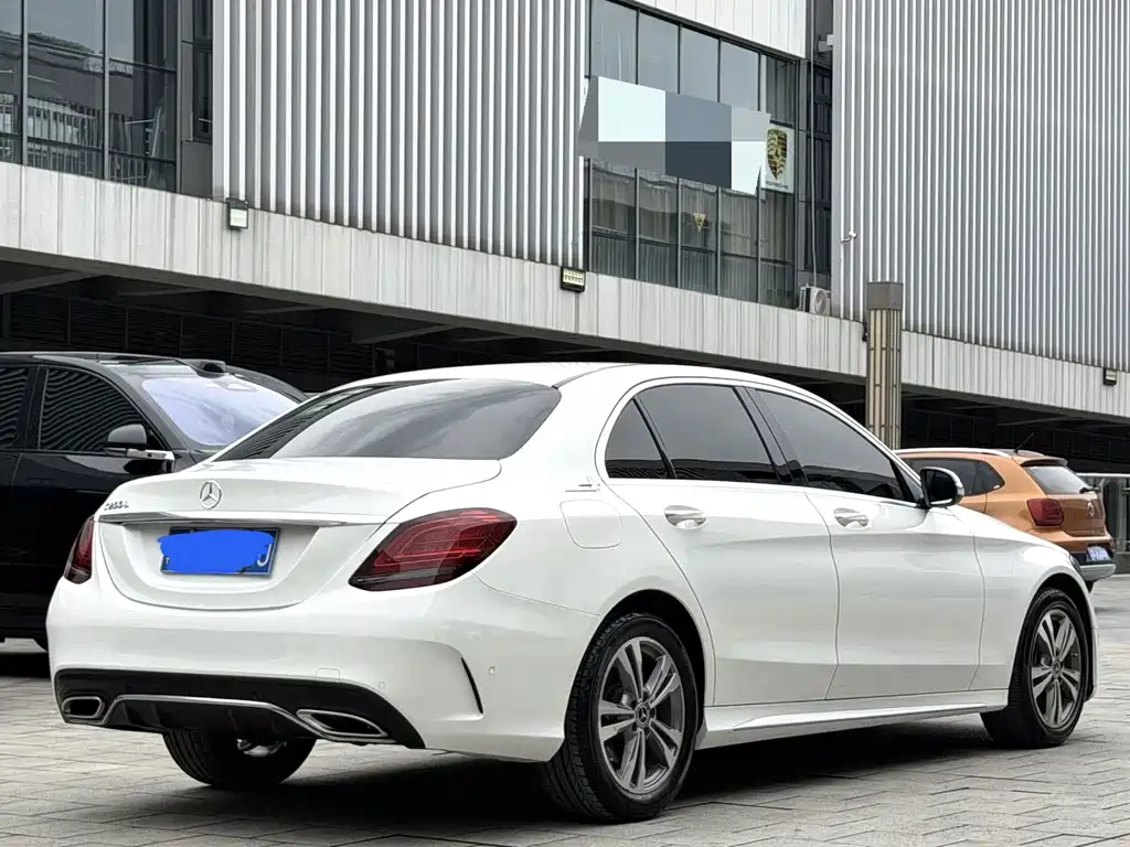 Mercedes-Benz C-Class — фото 8