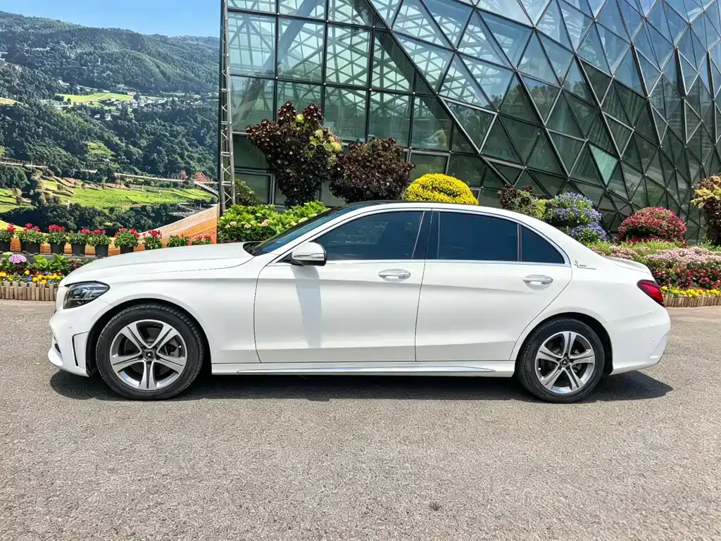 Mercedes-Benz C-Class — фото 3