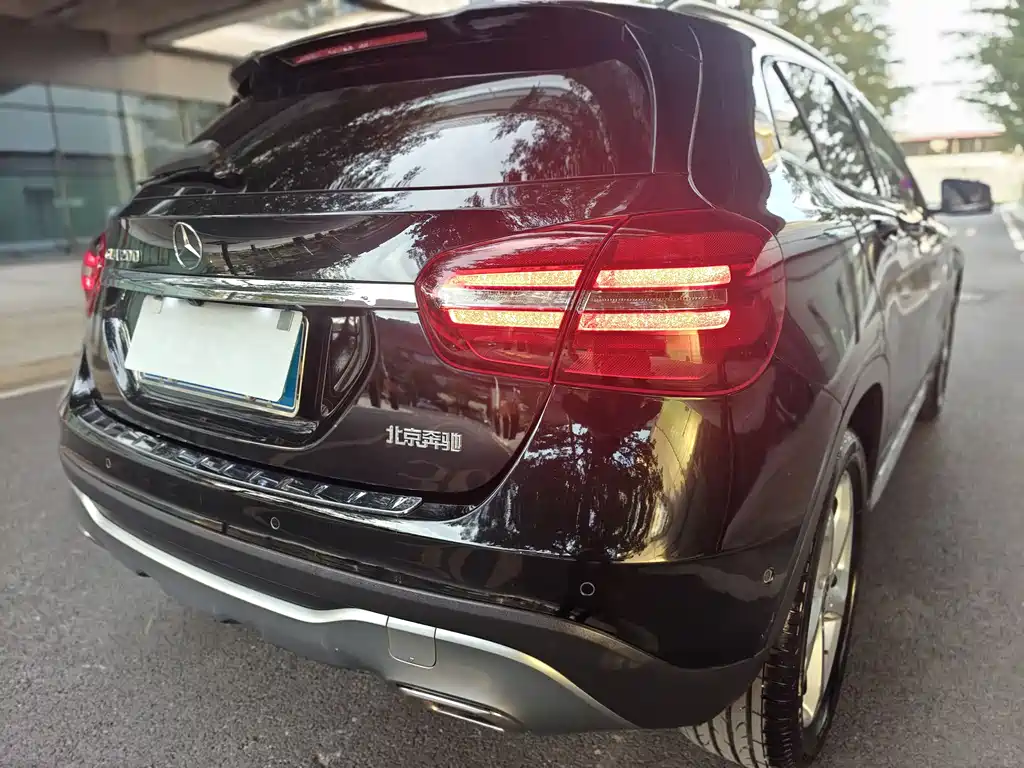 Mercedes-Benz GLA — фото 21