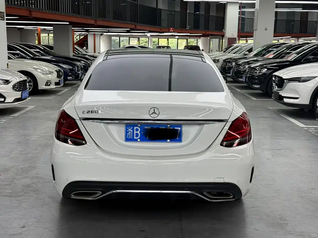 Mercedes-Benz C-Class — фото 13