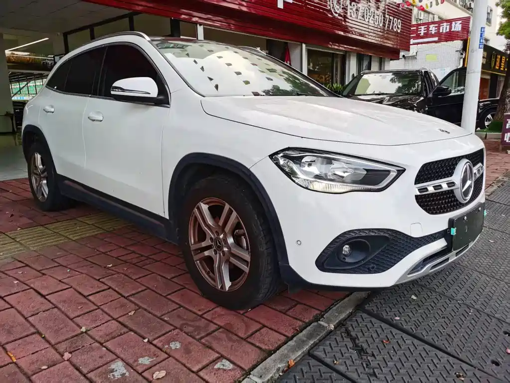 Mercedes-Benz GLA — фото 2