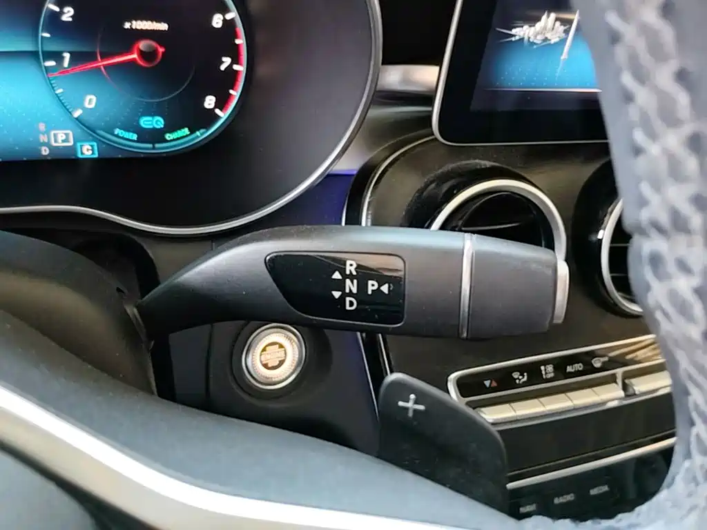 Mercedes-Benz C-Class — фото 14