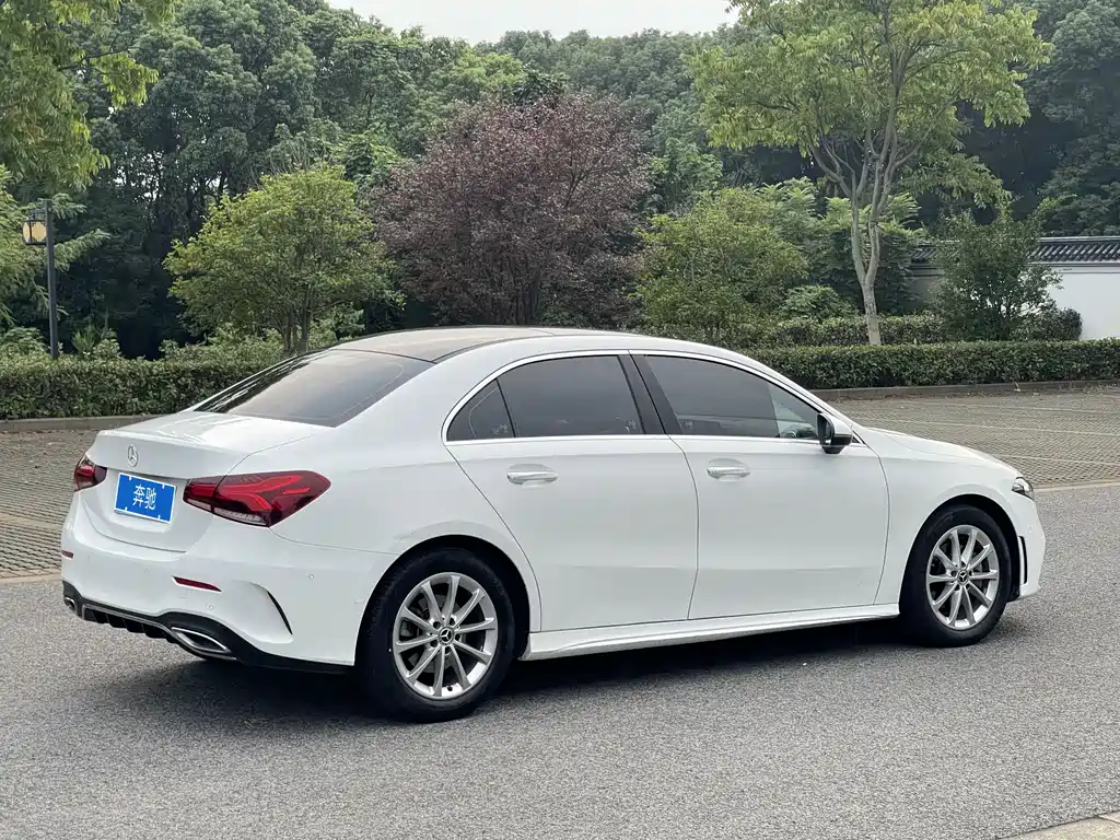 Mercedes-Benz A-Class — фото 17