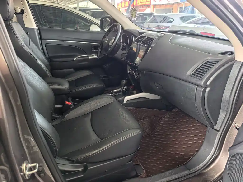 Mitsubishi ASX — фото 6