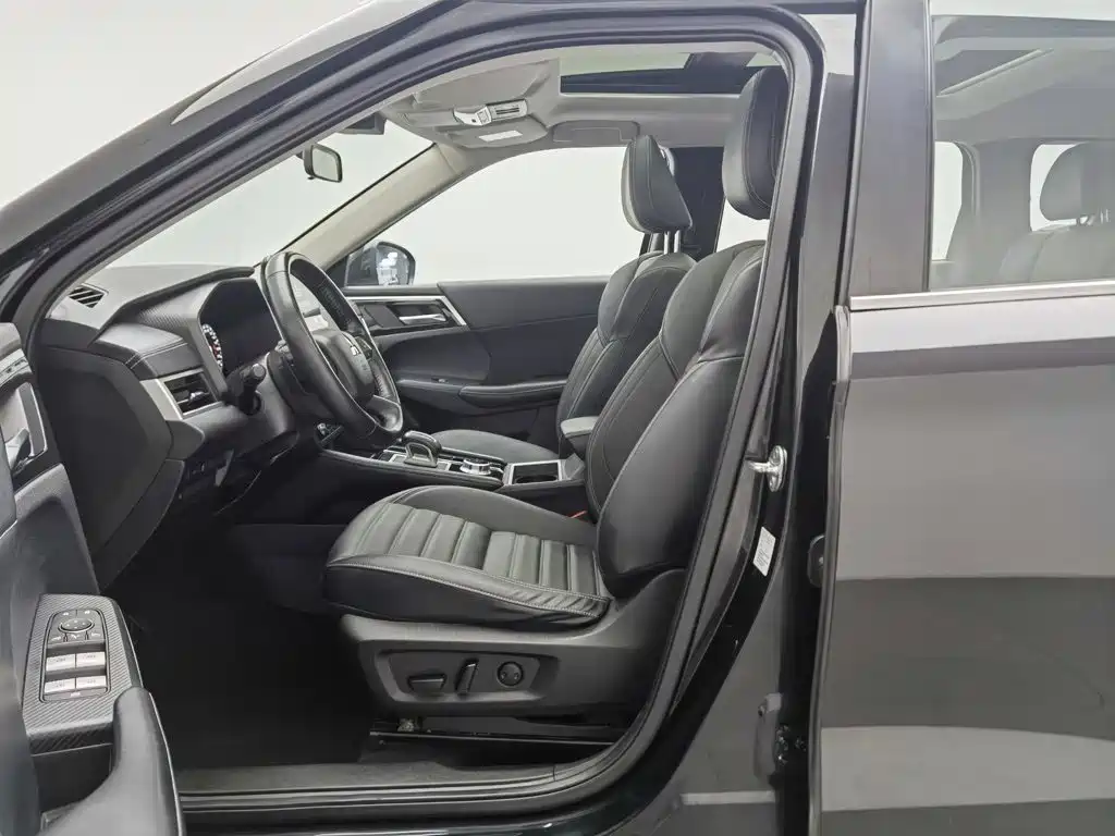 Mitsubishi Outlander — фото 10