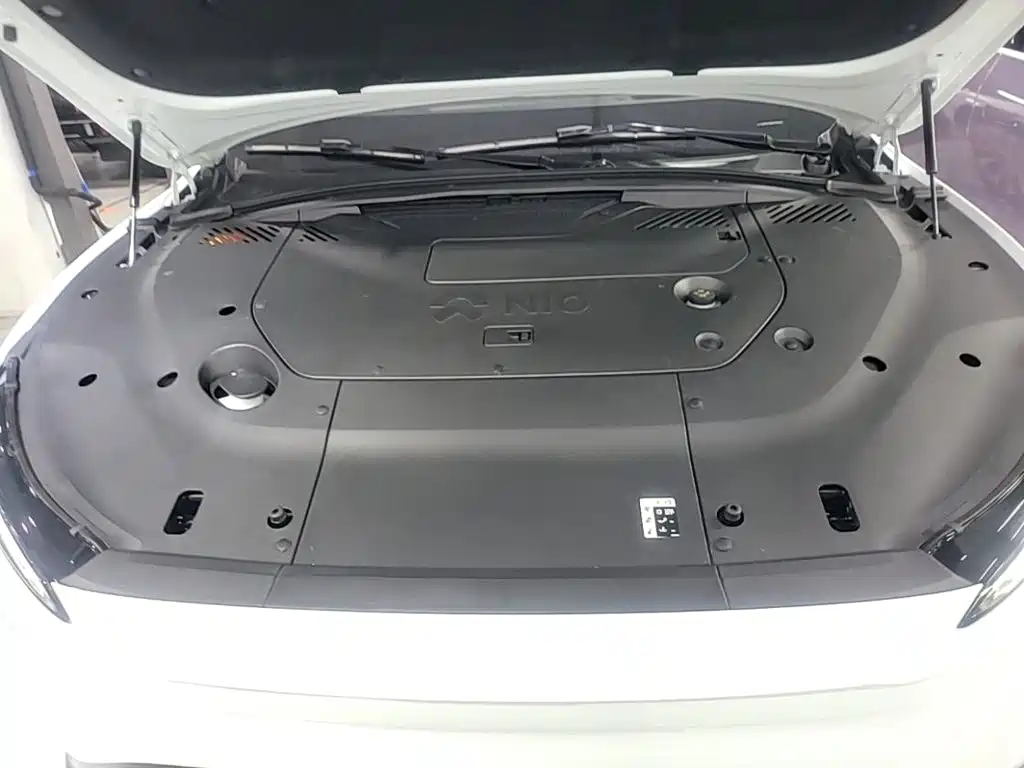NIO EC7 — фото 20