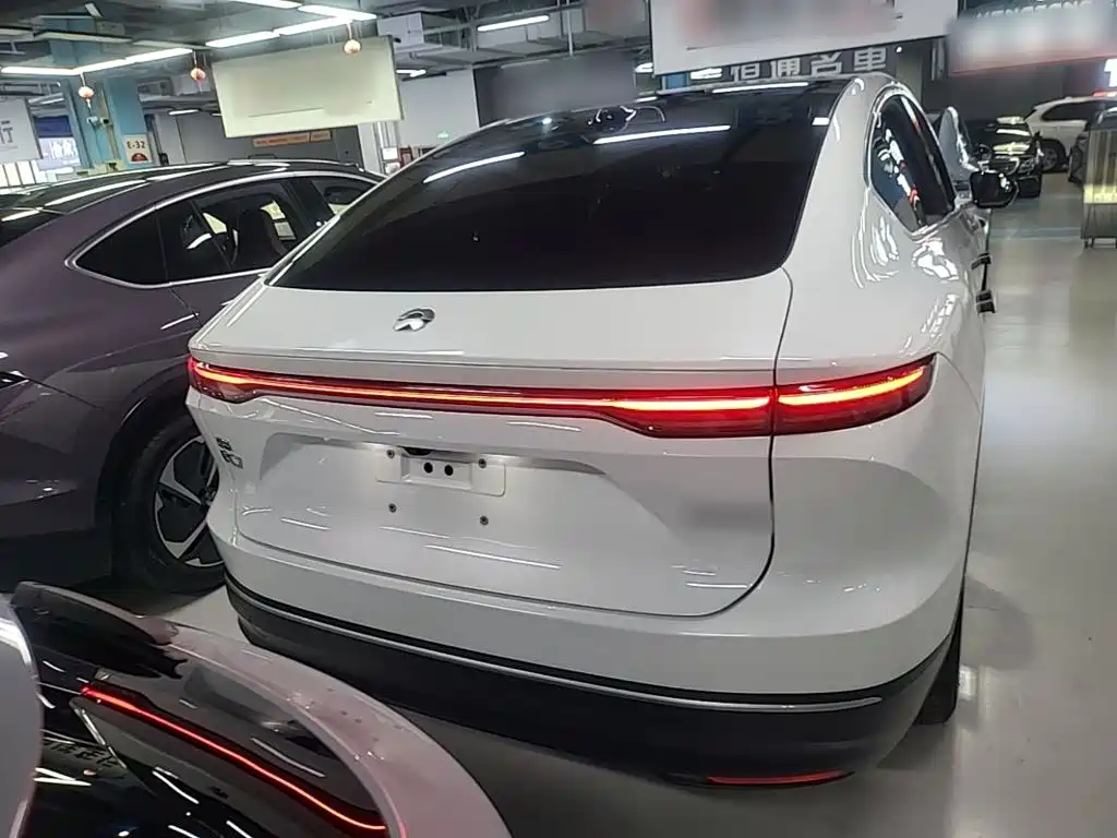 NIO EC7 — фото 6