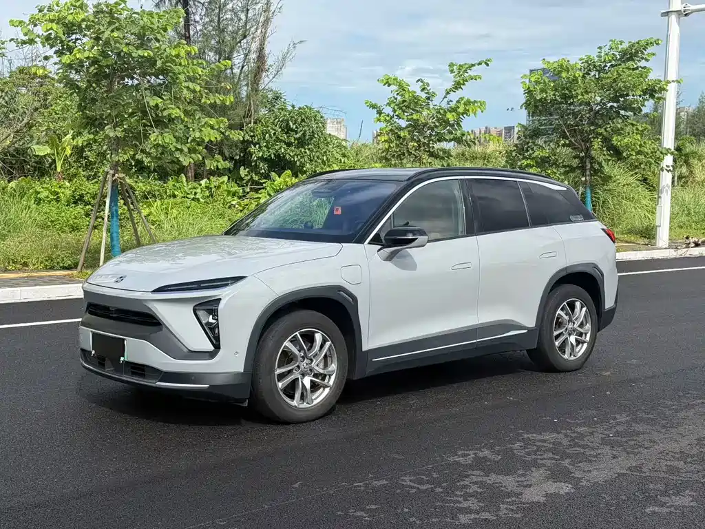 NIO ES6