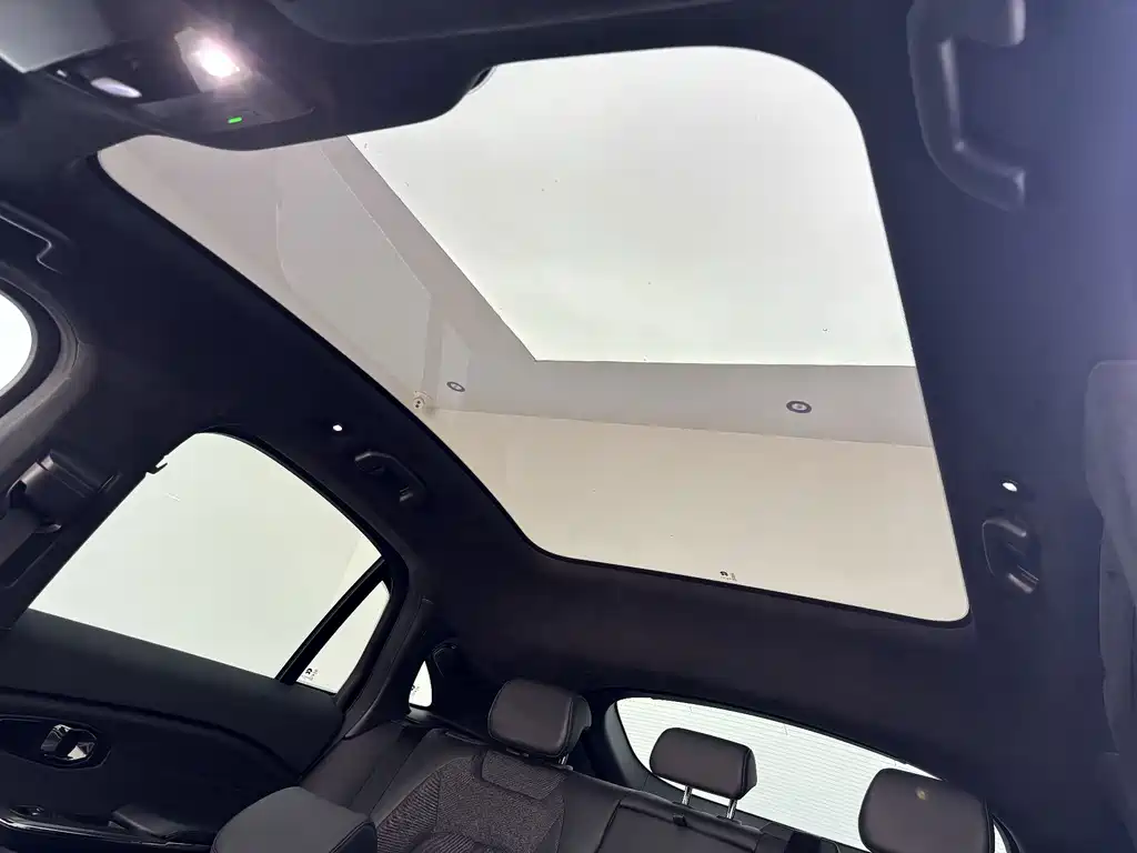 NIO EC6 — фото 14