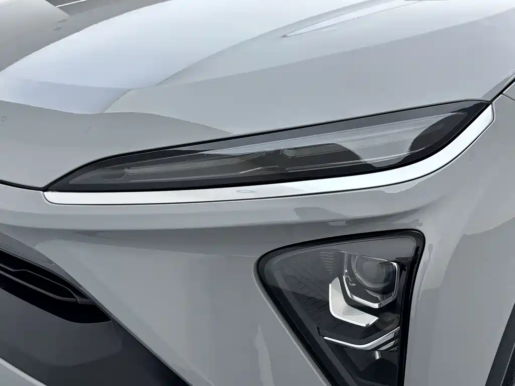 NIO EC6 — фото 17