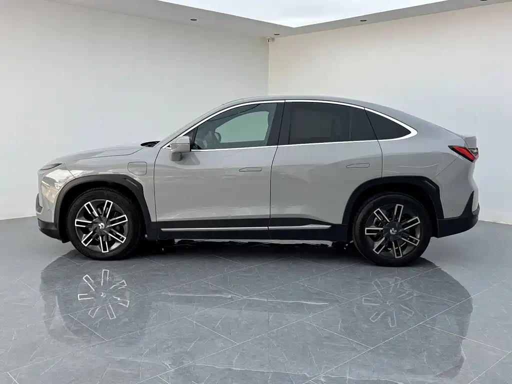 NIO EC6 — фото 19