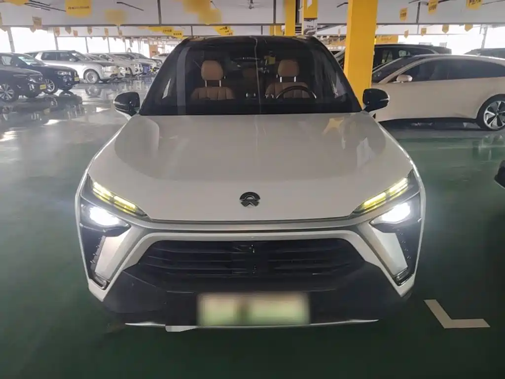 NIO ES8 — фото 3