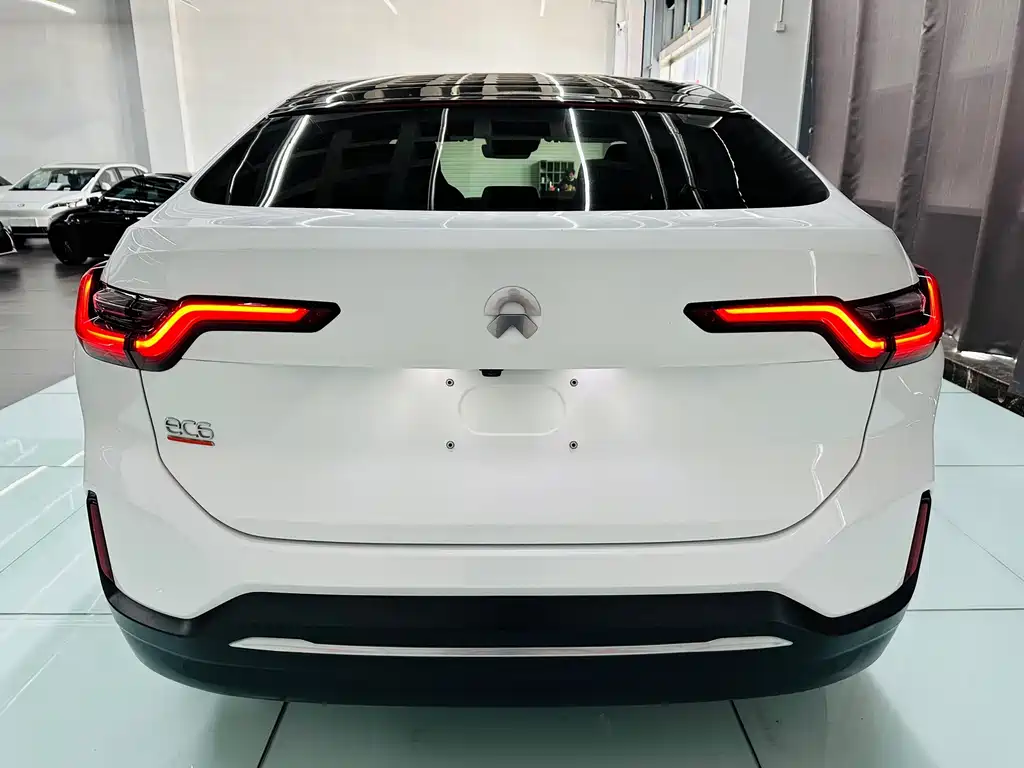 NIO EC6 — фото 5