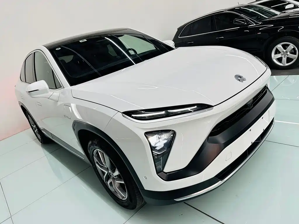 NIO EC6 — фото 8