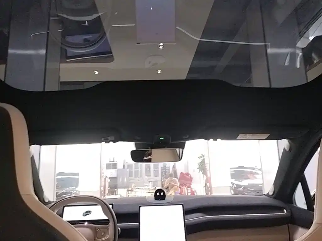 NIO EC7 — фото 18