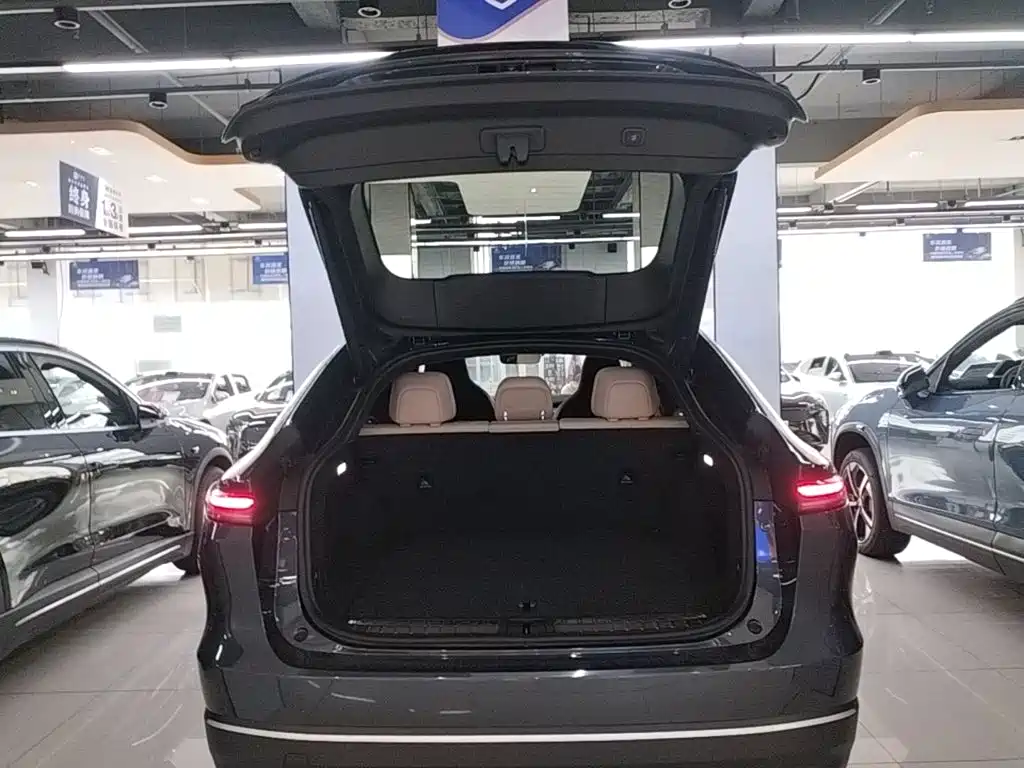 NIO EC7 — фото 19