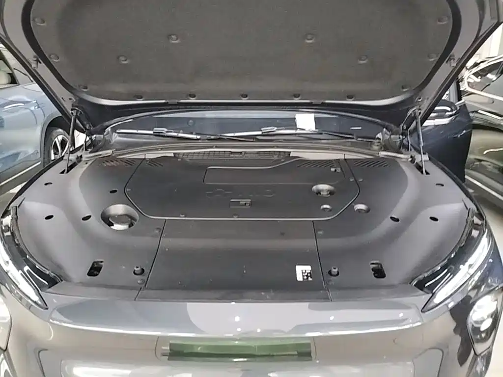 NIO EC7 — фото 20
