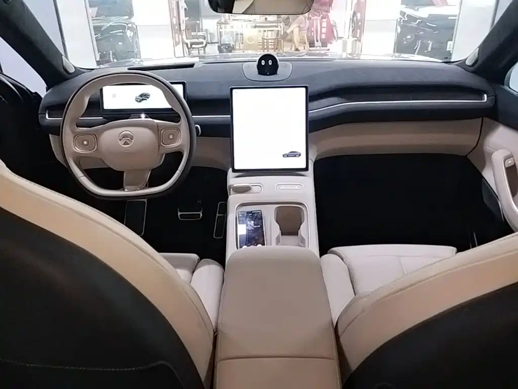 NIO EC7 — фото 10