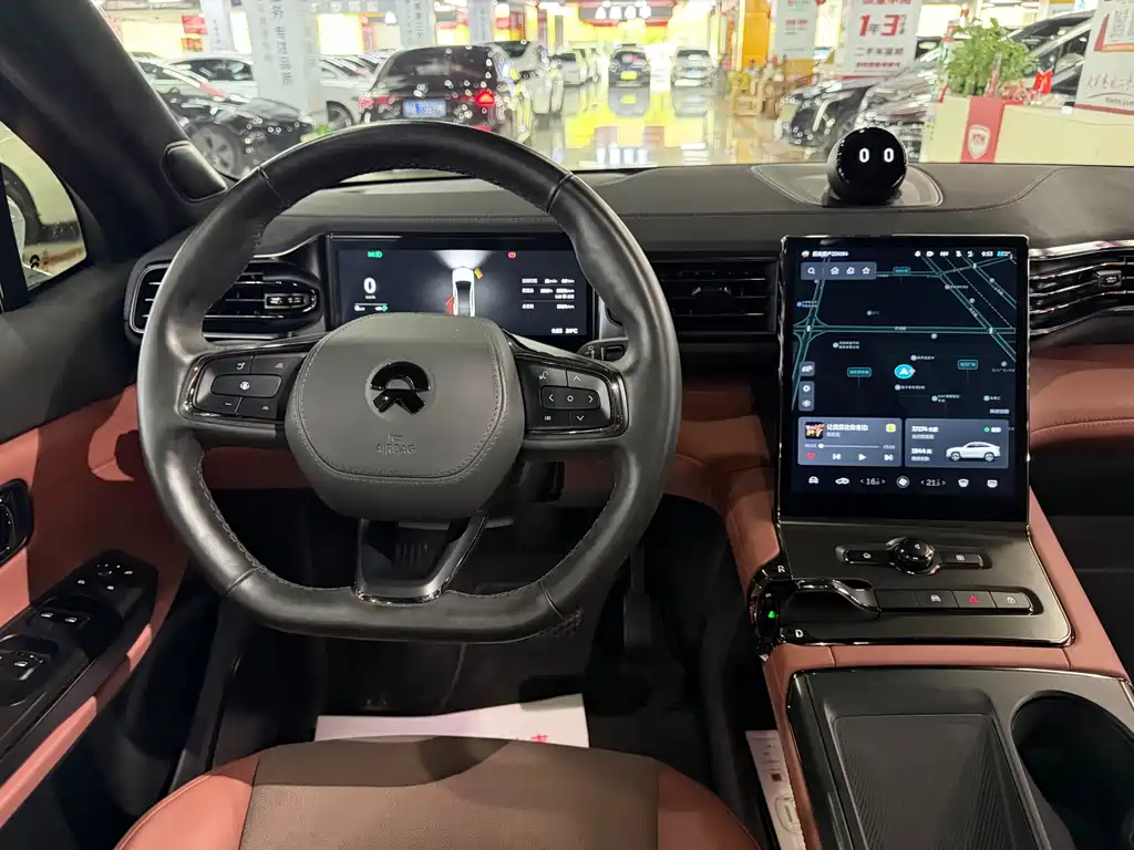 NIO EC6 — фото 20