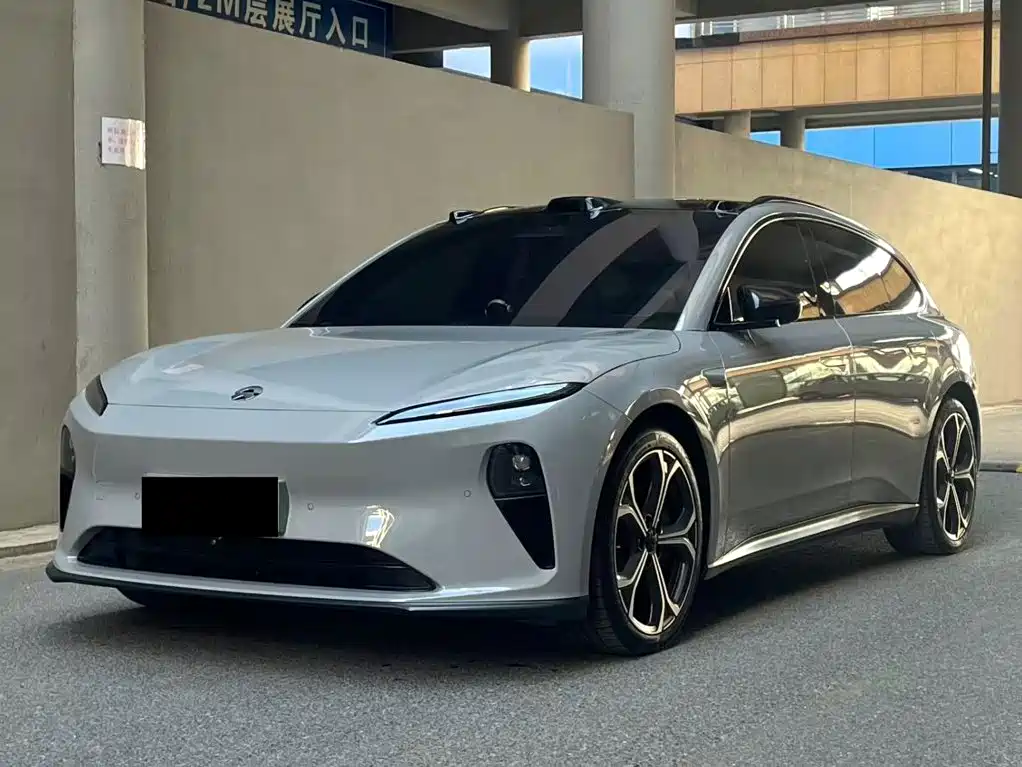 NIO ET5T