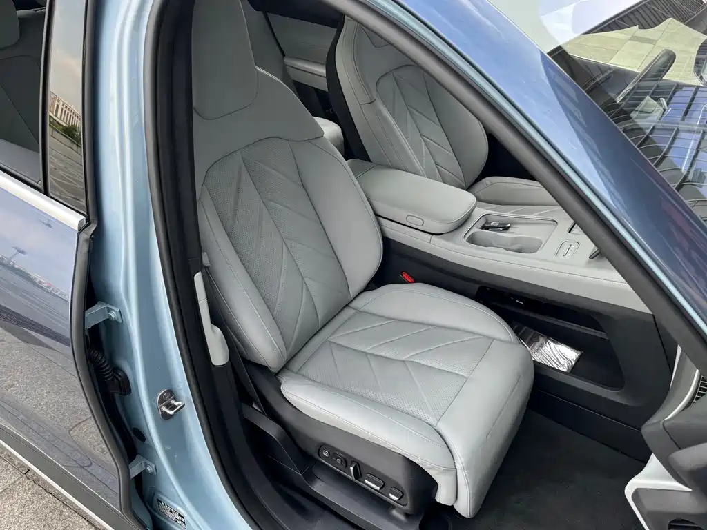 NIO EC7 — фото 20