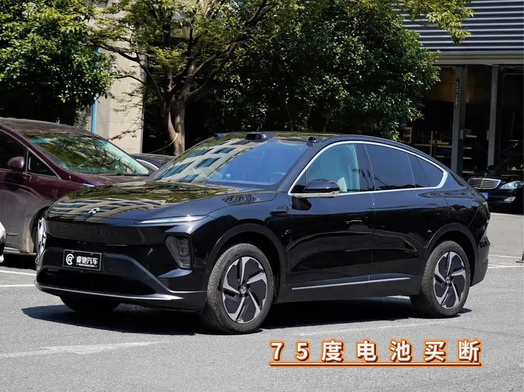 NIO EC7