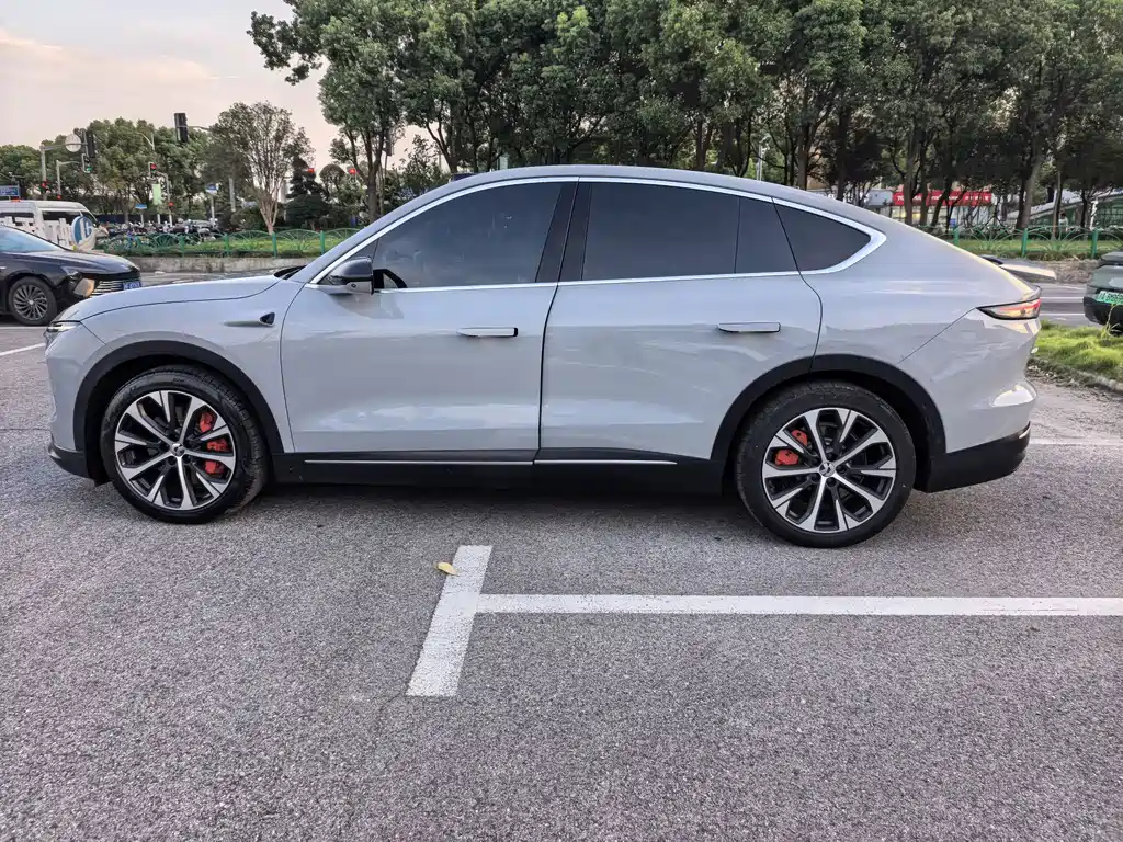 NIO EC7 — фото 8
