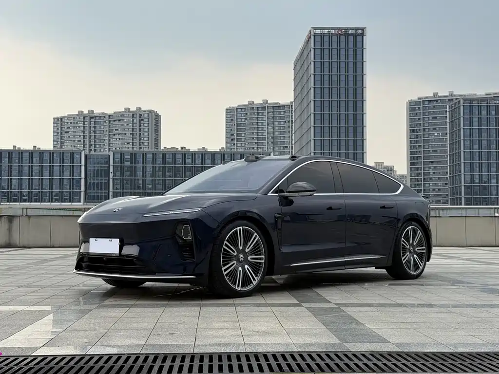 NIO ET9