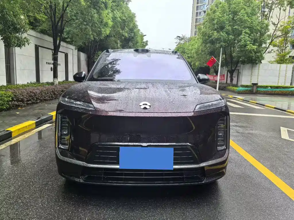 NIO ES9