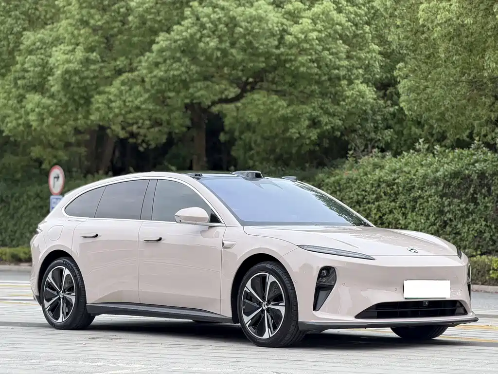NIO ET5T — фото 5
