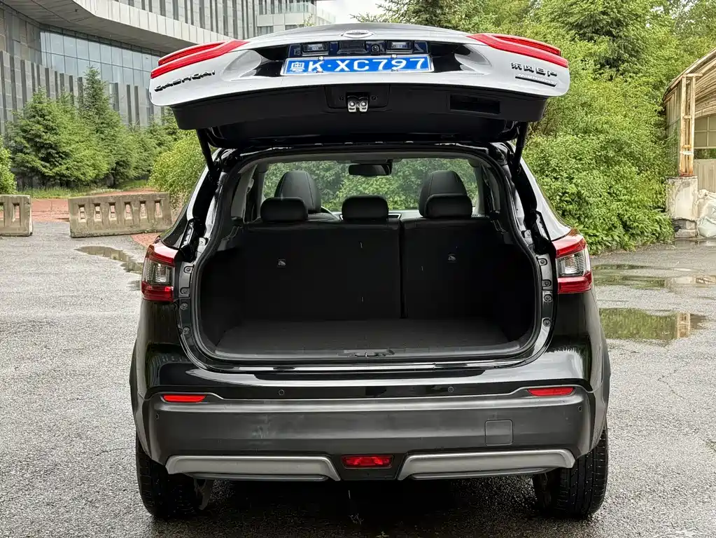Nissan Qashqai — фото 14