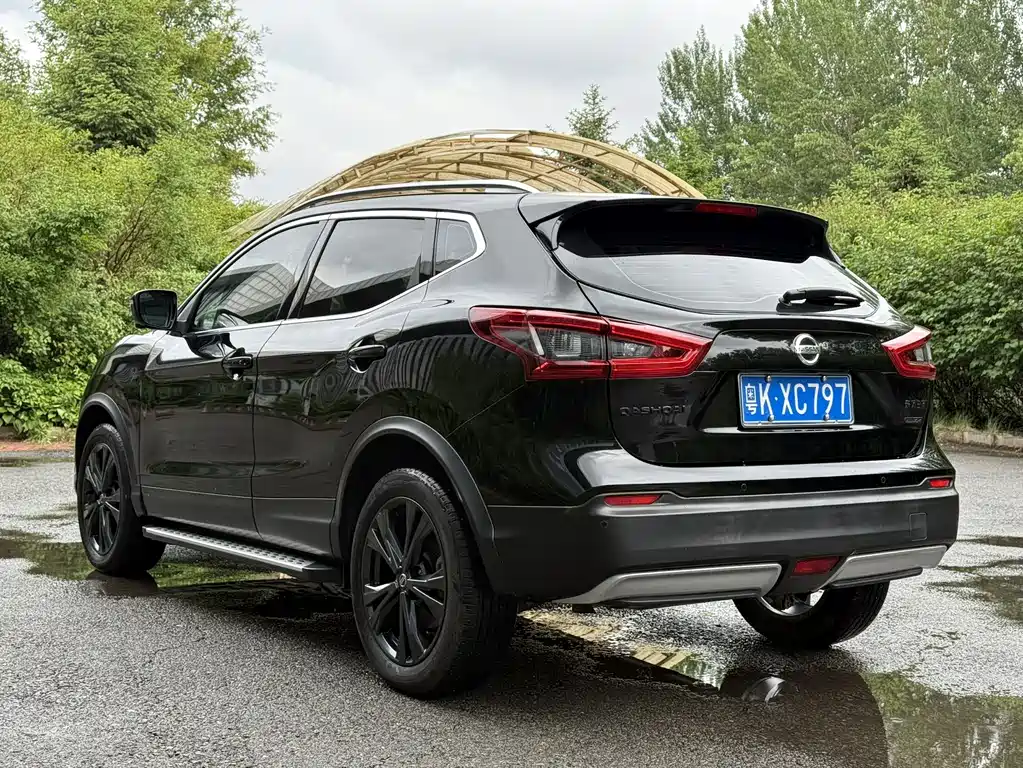 Nissan Qashqai — фото 24