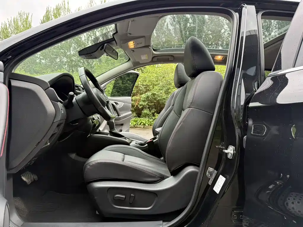 Nissan Qashqai — фото 10
